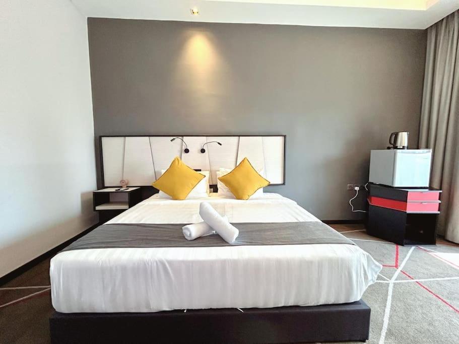 M101 Klcc Kl City King Suites By Livin Kuala Lumpur Dış mekan fotoğraf