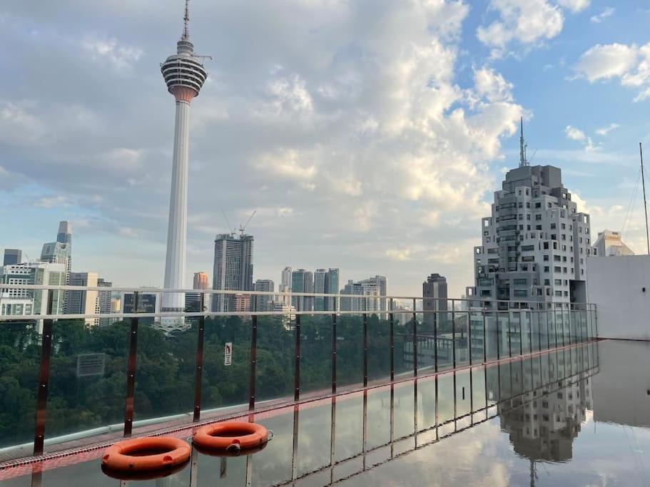 M101 Klcc Kl City King Suites By Livin Kuala Lumpur Dış mekan fotoğraf